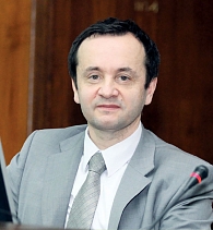 Профессор И.В. Маев